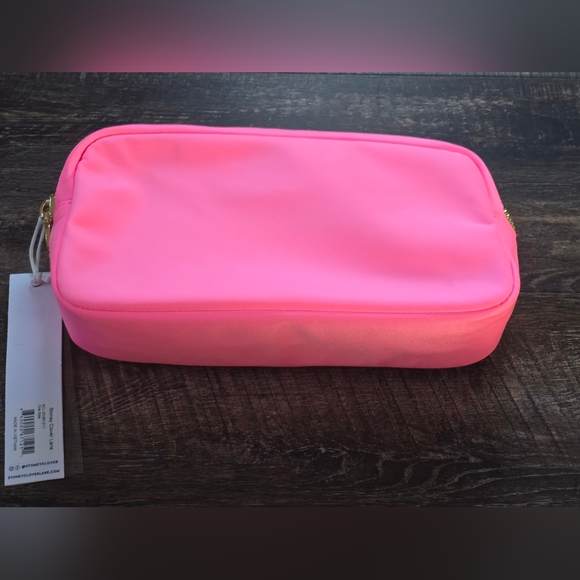 Stoney Clover Lane Bubblegum Pouch "Talulah" - Picture 5 of 7